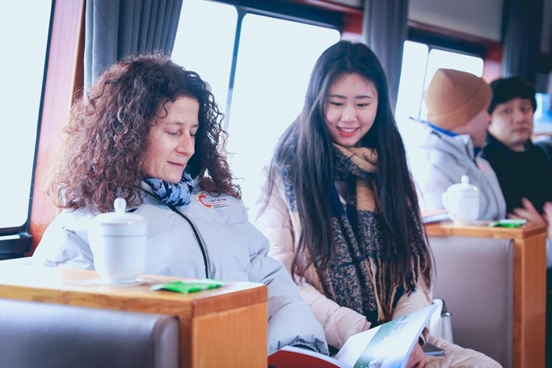 2023年2月—学院师生为国际世界运动协会考察团提供翻译服务